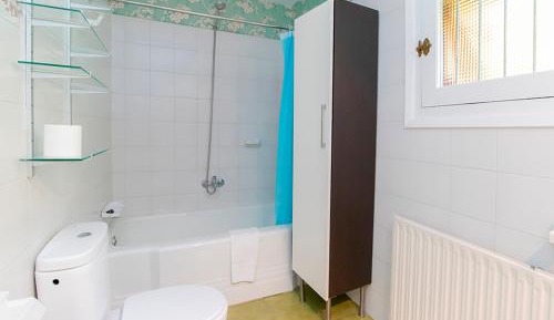 One-Bedroom Apartment (2 - 4 Adults)