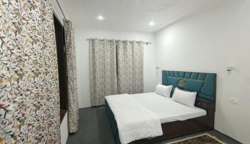 Double Room with Lake View