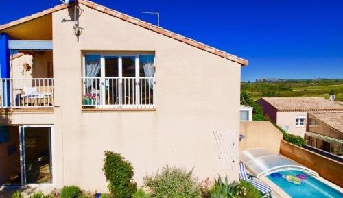 Three-Bedroom Holiday Home 