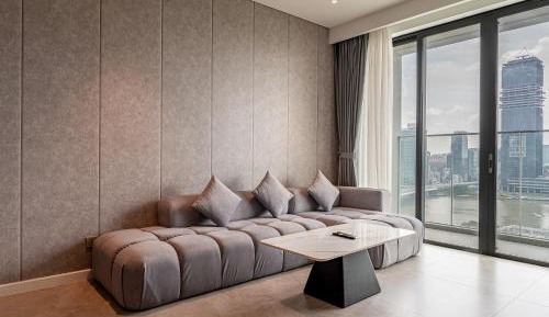 Three-Bedroom Premium Apartment with Balcony