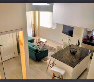 Deluxe Family Suite