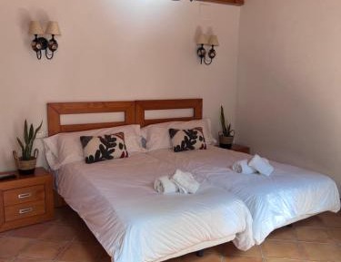 Double or Twin Room with Private Bathroom