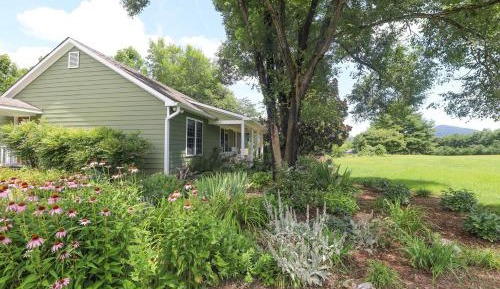 Three-Bedroom Cottage