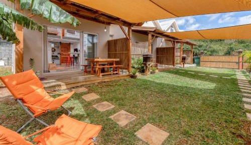 Deluxe Bungalow with Garden View