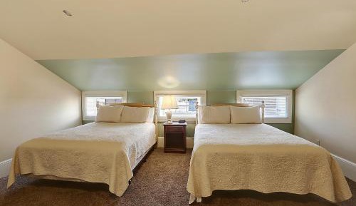 Townhome Suite