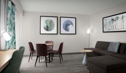 Queen Suite with Two Queen Beds - Hearing Accessible