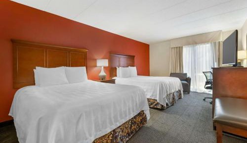 Queen Room with Two Queen Beds - Non-Smoking