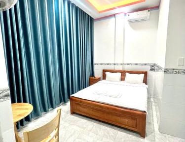 Deluxe Double Room (2 Adults + 1 Child)