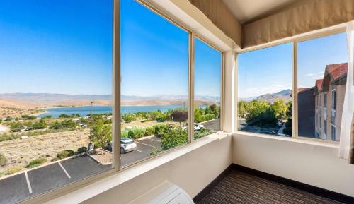 King Room with Panoramic View and Spa Bath
