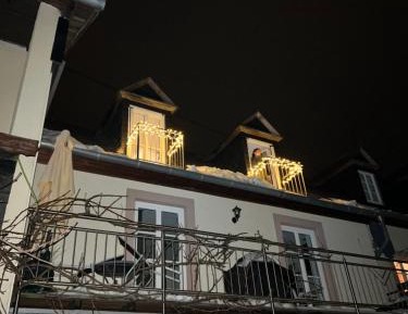One-Bedroom Apartment with Balcony