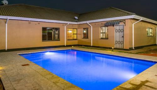 Four-Bedroom Holiday Home