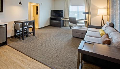 1 Bedroom Executive Suite, King, Sofa bed