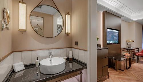 Executive Premier Suite