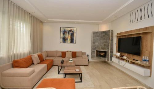 Two-Bedroom Deluxe Apartment