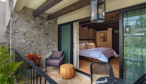 King Room with Balcony