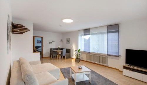 Superior One-Bedroom Apartment