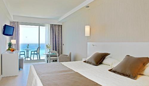 Junior Suite with Balcony