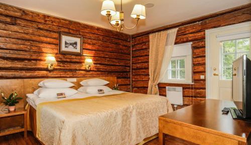 Zen Suite with free visit to Sauna Center