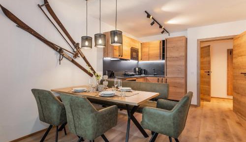Two-Bedroom Deluxe Apartment