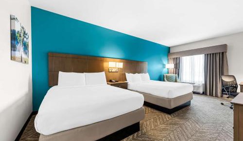 Queen Room with Two Queen Beds - Non-Smoking