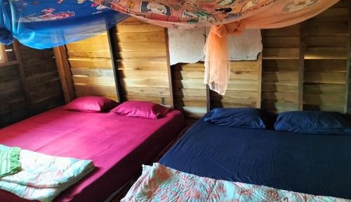 Twin Room with Shared Bathroom