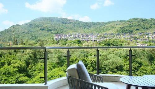 Deluxe Mountain View Twin Room 