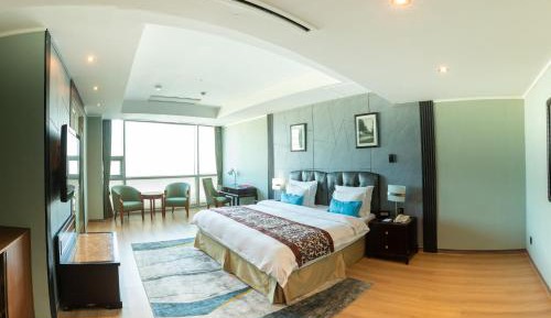 Executive King Room with City View