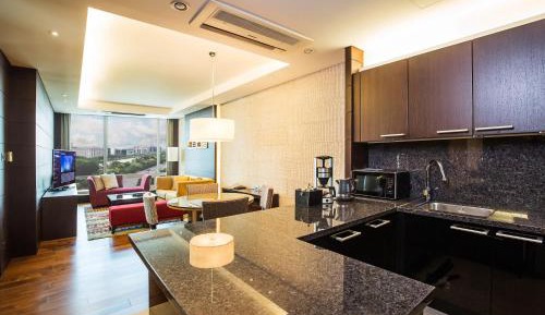 Three-Bedroom Executive Suite
