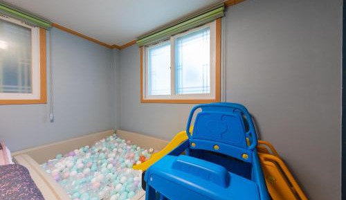 Quadruple Room 6