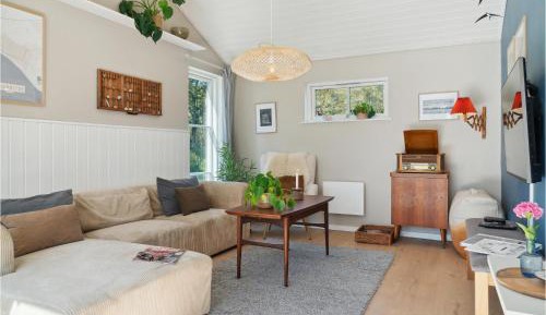 Three-Bedroom Holiday Home 
