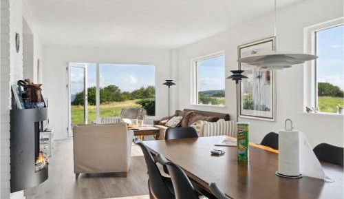 Three-Bedroom Holiday Home 