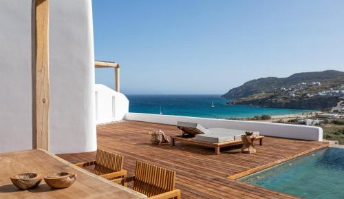 Premium Corner Suite with Private Pool & Sea View