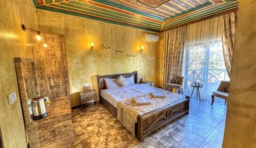 Deluxe Double Room with Bath