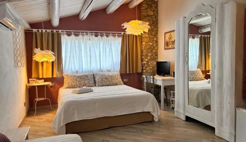 Triple Room with Private Bathroom