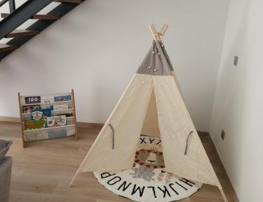 Three-Bedroom Holiday Home 