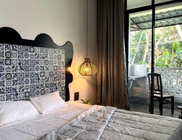 King Room with Balcony
