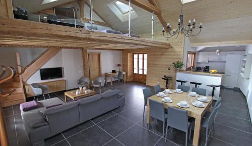 Apartment with Mountain View - La Belle Etoile
