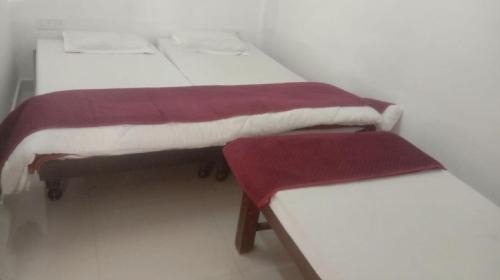 Economy Triple Room