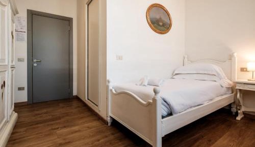 Deluxe Single Room with Balcony