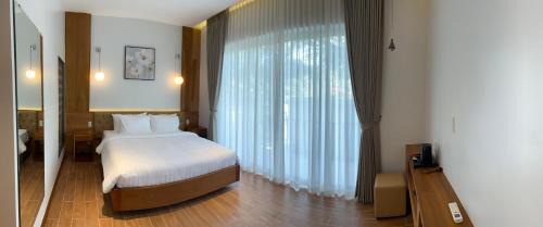 King Room with Garden View