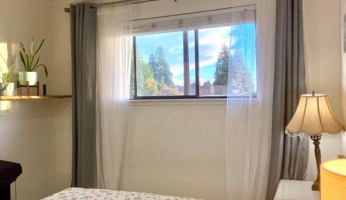 Queen Room with Shared Bathroom