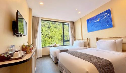 Superior Twin Room