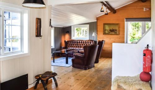 Four-Bedroom Holiday Home