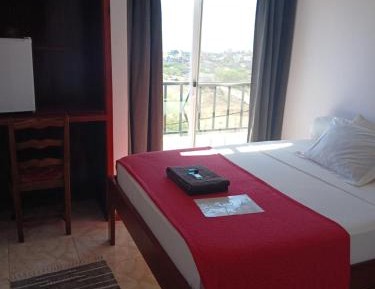 Standard Single Room with Mountain View