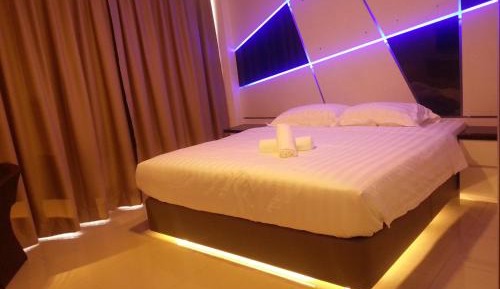  Premium King With Window