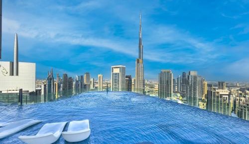 Two-Bedroom Apartment with City View
