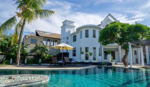 Villa - Beach Front