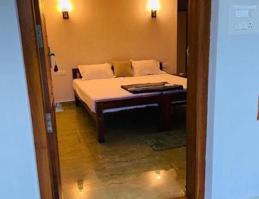 Deluxe Double or Twin Room with Balcony