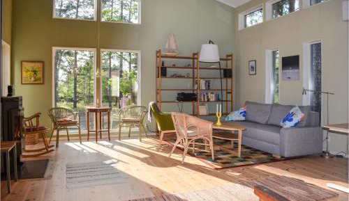 Three-Bedroom Holiday Home 