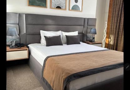 Large Double Room